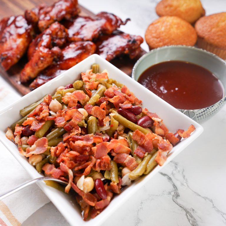 NEW recipe just in time for the holiday weekend! Four Bean Salad with Bacon is the perfect BBQ side. 🥓
Find this recipe here: paisleyfarmfoods.com/recipes/four-b…