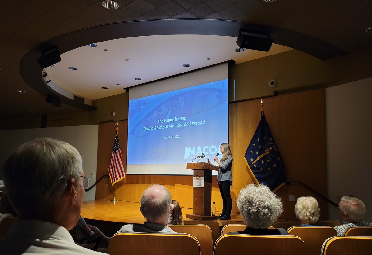 SustainSB's tweet photo. What a great #electricvehicle talk at the @studebakermus by Leah Thill of #MACOG!

Mark your calendar for National Drive Electric Week for October 7 in downtown South Bend!

RSVP, Participate, and Volunteer here: https://t.co/ku7ehL18YD

@DriveCleanIN #EV https://t.co/TJGEBGHRh6