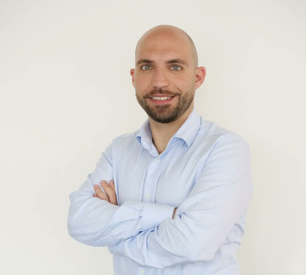 EconomyUp's tweet photo. #OpenInnovation #AI La startup @VedraiSpA apre un #InnovationCenter per dipendenti innovatori https://t.co/gNyNamZ2YC #CorporateEntrepreneurship https://t.co/XtuxlSkAJA