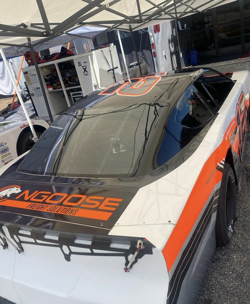 MongooseFreight's tweet photo. A fresh Friday look πΈπ
We love this partnership with Wallace Racingπ
#fridayvibes #racecarsponsor #wallaceracing #freightbroker #fiercelogistics #freightsolutions #mongoosefreightsolutions https://t.co/6o0TLv63Qn
