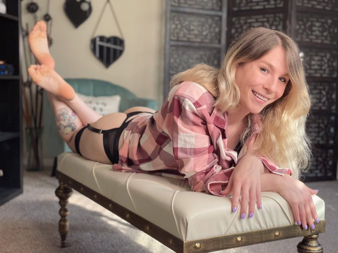 Watch Jenny Bangz's leaked NSFW photo on TwXstars