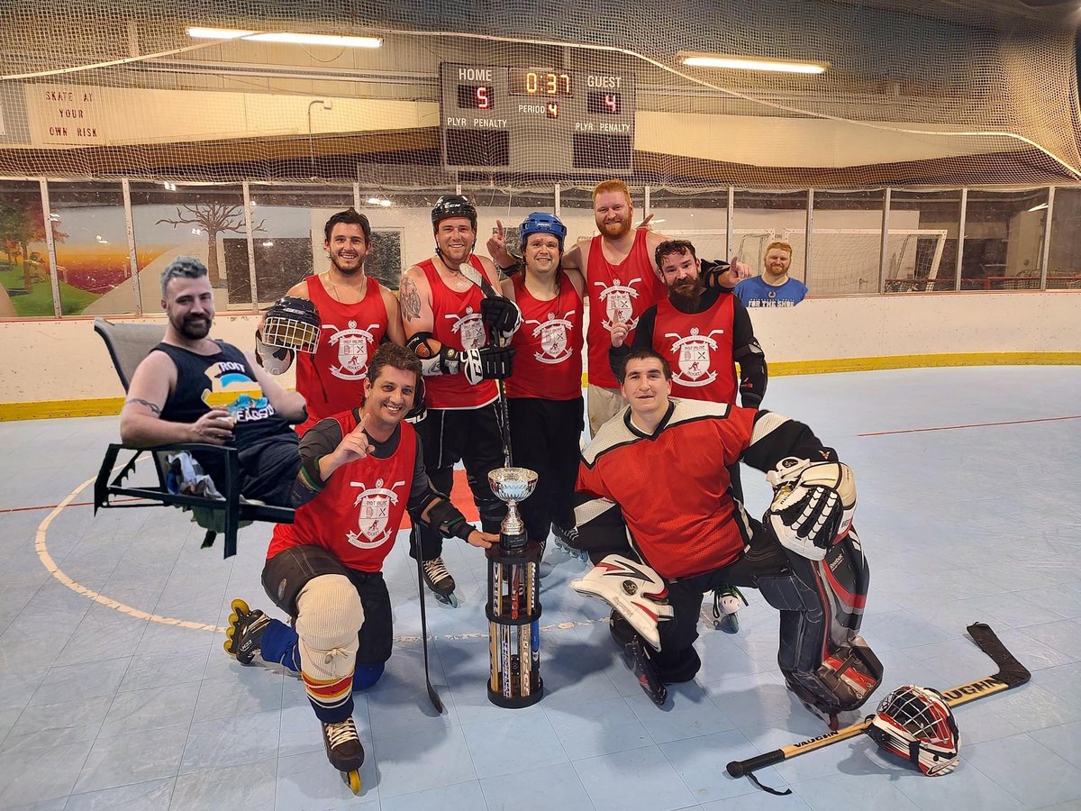 IndyInline's tweet photo. Season 18 (19) Champs 🔴🏆 

#IndyInline https://t.co/O3jRzECYKA
