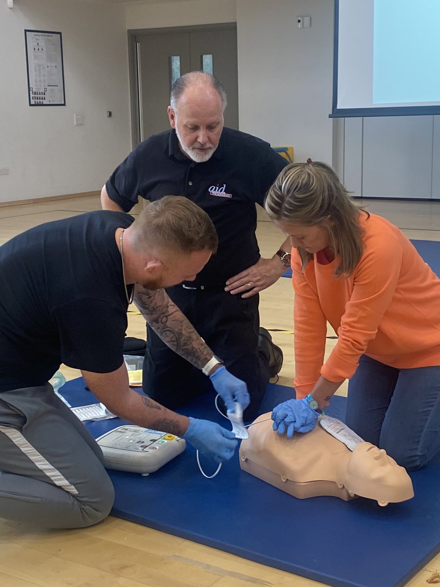 R2Civitas's tweet photo. The staff were excited to return to school after a very restful holiday. They were equally excited to receive valuable Paediatric First Aid Training 🙌🏼⛑🩹#CPR #defribilator #safe https://t.co/791FpE6IvB