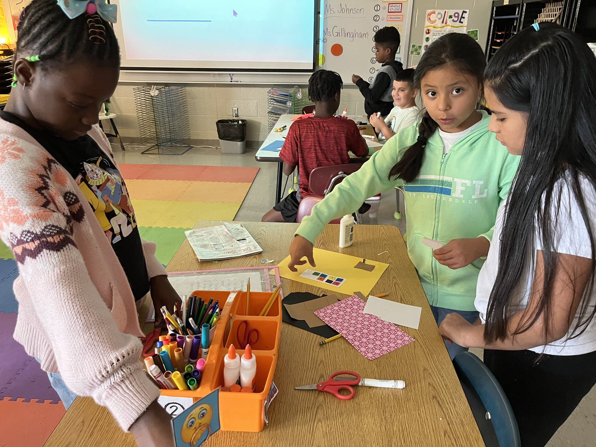RSEsmART's tweet photo. This week we opened the collage studio. We then did a Collaboration Collage Challenge! Teams worked together using the collage studio to make a “school” themed artwork. Next week, we will vote on which team has the best use of materials, craftsmanship and use of theme. @RSELions https://t.co/aaZmjjJUUK