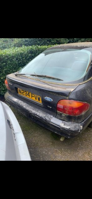 Carpervert's tweet photo. HELP! Who can save the last (?) @forduk Mondeo 4x4 Si from scrap? A @LateBrakeShow viewer wants someone to adopt this 1996 car, once cherished by a dear friend who had to stop driving (and has since sadly died). Will it ride again? Please RT! Contact@thelatebrakeshow.com https://t.co/887q6lYgxI