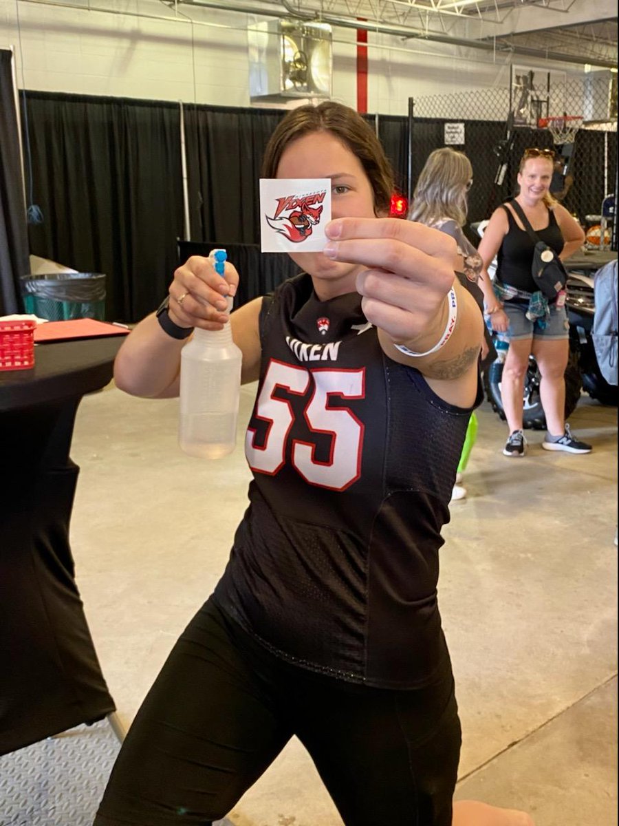 MN_Vixen's tweet photo. Your MN Vixen are at the Minnesota State Fair!! Learn about trying out for the Team! Pick up the newest Vixen merchandise, and rep your team with a temporary tattoo! In the Fan Central Building.
#VixenOnAStick #BeAVixen #VixenPride #WomensTackleFootball #StrongWomen #MNVixen https://t.co/AFLmnySQt9