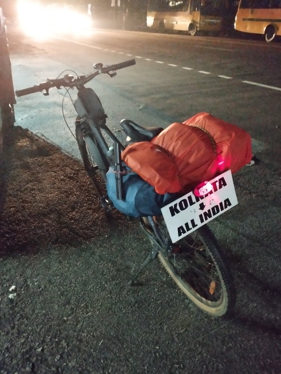 REACHED The city of <a href="/SadhguruJV/">Sadhguru</a>
MYSORE
Still wondering how I survived last night on my cycle alone from Bangalore 7:20pm to Mysore 8:40am whole night riding with no street lights for 14hrs
I had a couple of appointments at Mysore so i had to cycle all night
#SaveSoil <a href="/cpsavesoil/">Conscious Planet #SaveSoil</a>