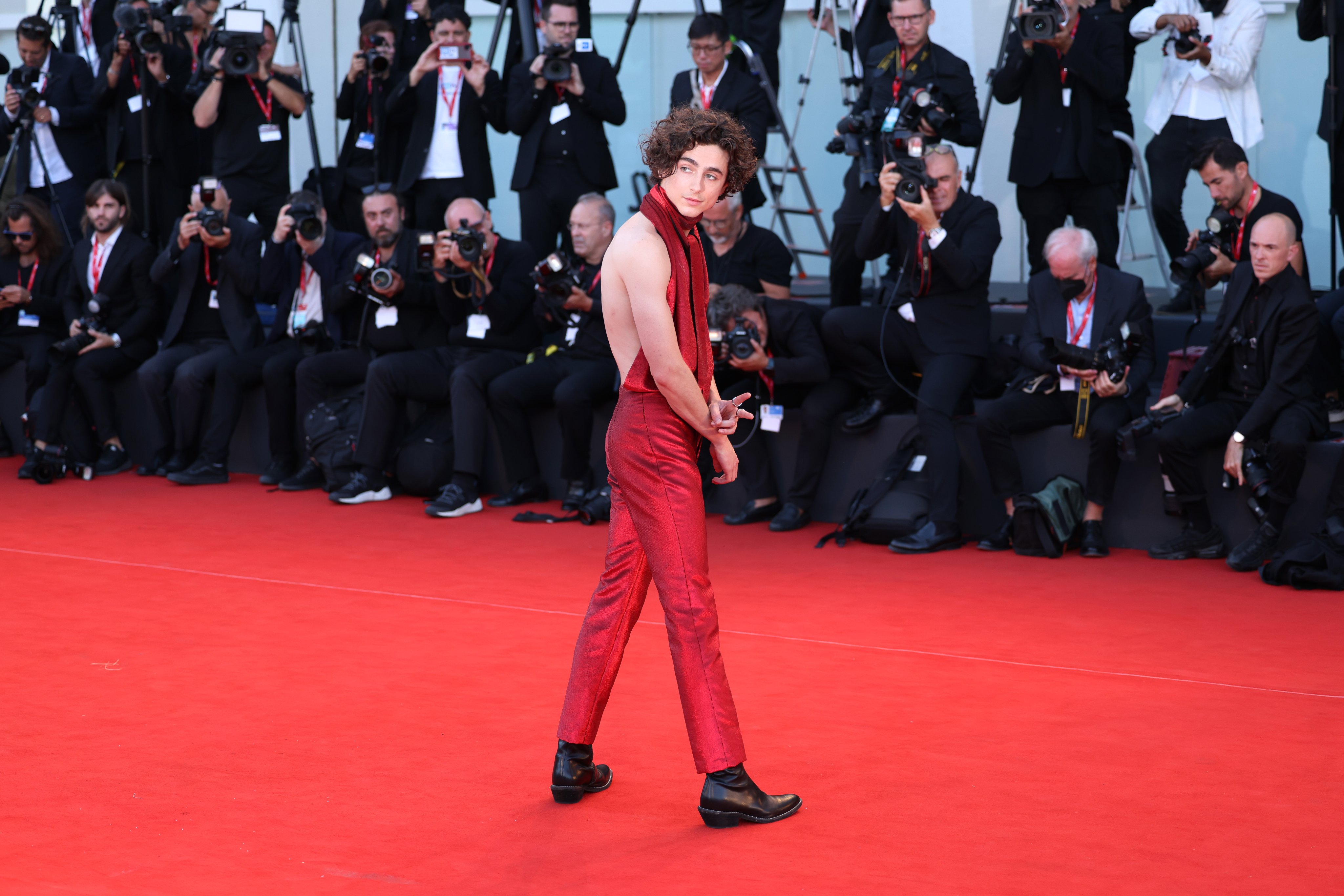 Timothée Chalamet arrives to the red carpet premiere of. 