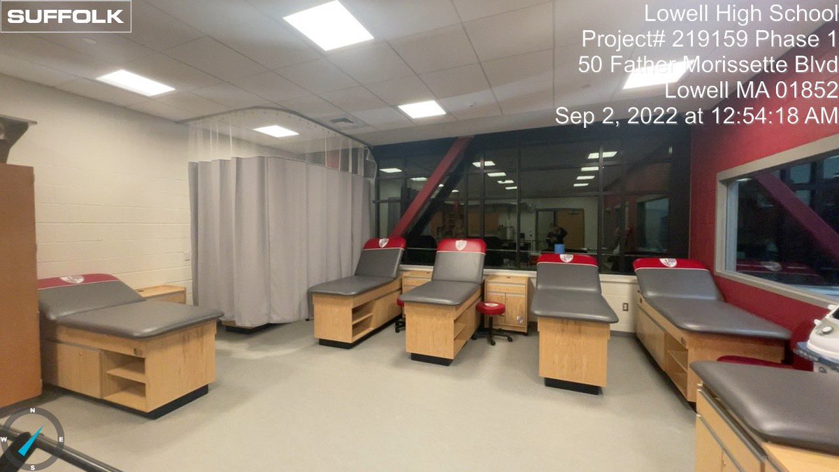 Kev73dun's tweet photo. Incredible new Athletic Training room for the Lowell High athletes. @_LHSAthletics @lowell_sports https://t.co/IwcR2Aa6R4