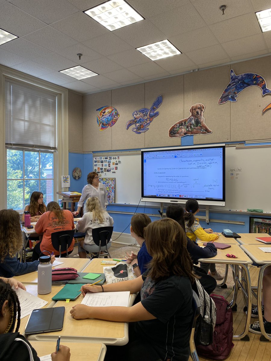 ChathamHall's tweet photo. Our Turtles are finishing the first week of classes strong! #turtlestrong #education https://t.co/EScVh0nYmA