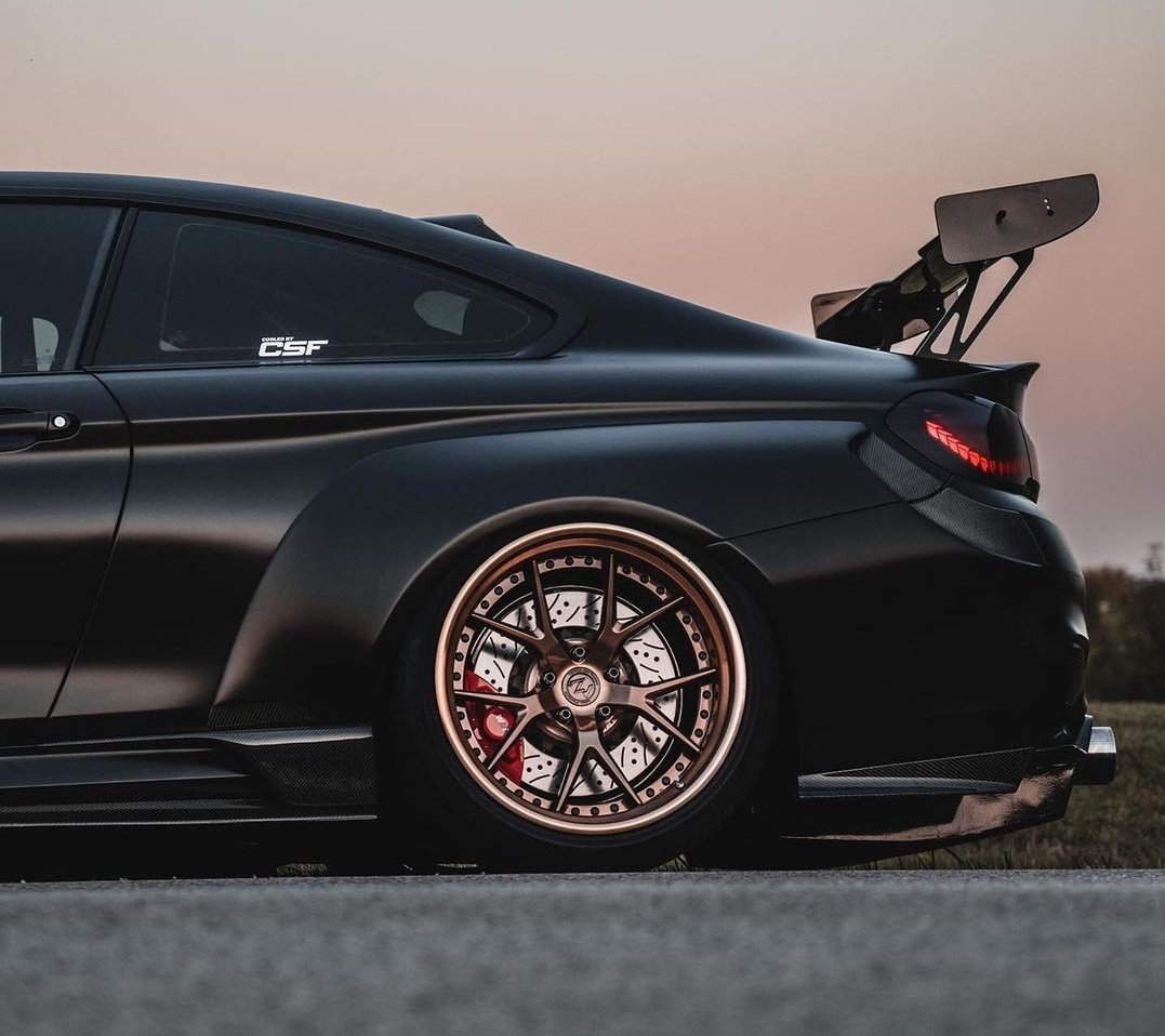 ExoticBMW's tweet photo. BMW M4 ⚫ https://t.co/475FdBH5Ax