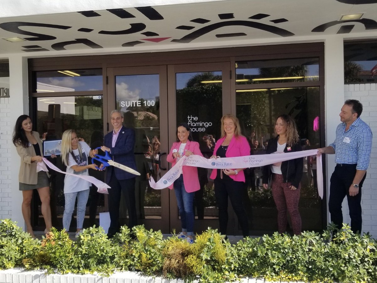 BocaDev's tweet photo. The Flamingo House is officially open in Downtown #BocaRaton! 🦩 🦩 🦩
#GoodBetterBoca
#FlockThenFly
#MadeInBoca
#JoinUs https://t.co/dW7alcARp8