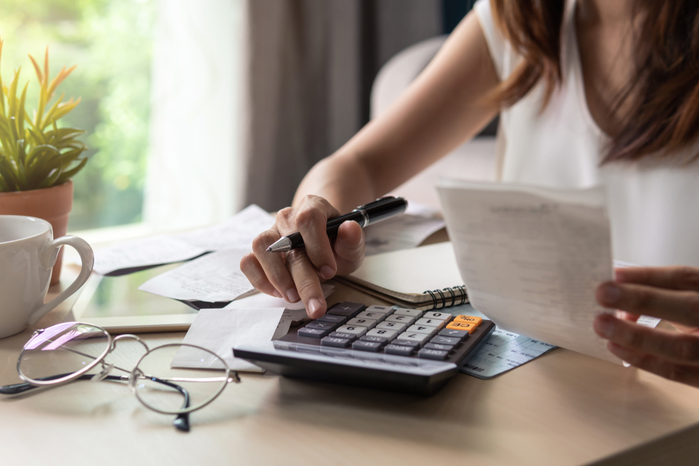 CFOSource's tweet image. Read our #blog to avoid five common mistakes made by doing your own #bookkeeping and learn how we can help: bit.ly/3AJISWD 🖐

#sykesvillemd #carrollcountymd #maryland