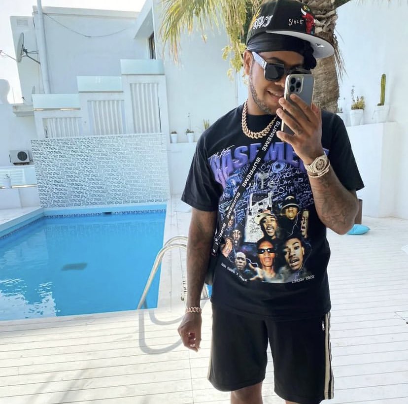 SwanSwang's tweet photo. CM 🔥 @OfficialChip  @jammerbbk https://t.co/hbeBSxEJkW