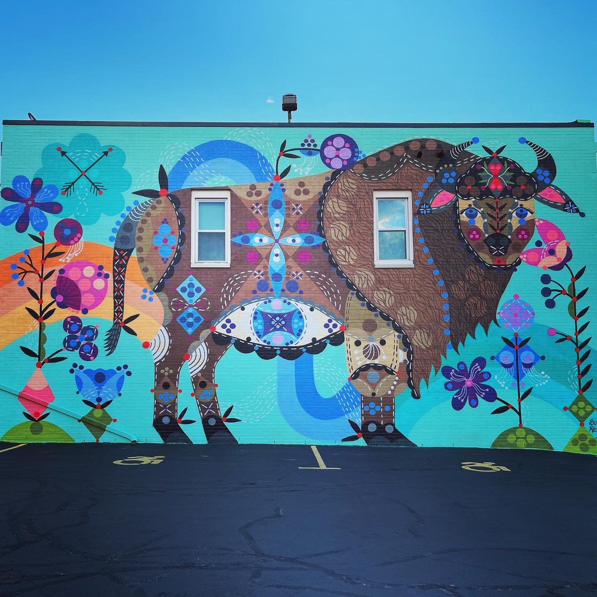 tgallagher66's tweet photo. So happy to see that Magic Buffalo back on Hertel Avenue again. @igersbuffalo #publicart https://t.co/DG4UUbmQUg