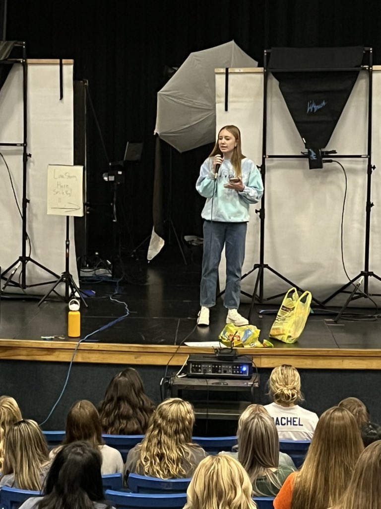 FCA FRIYAY at DCHS! Thanks Jenna Tant 4 Sharing &amp; Rachel West 4 Praying!! GOD Bless!