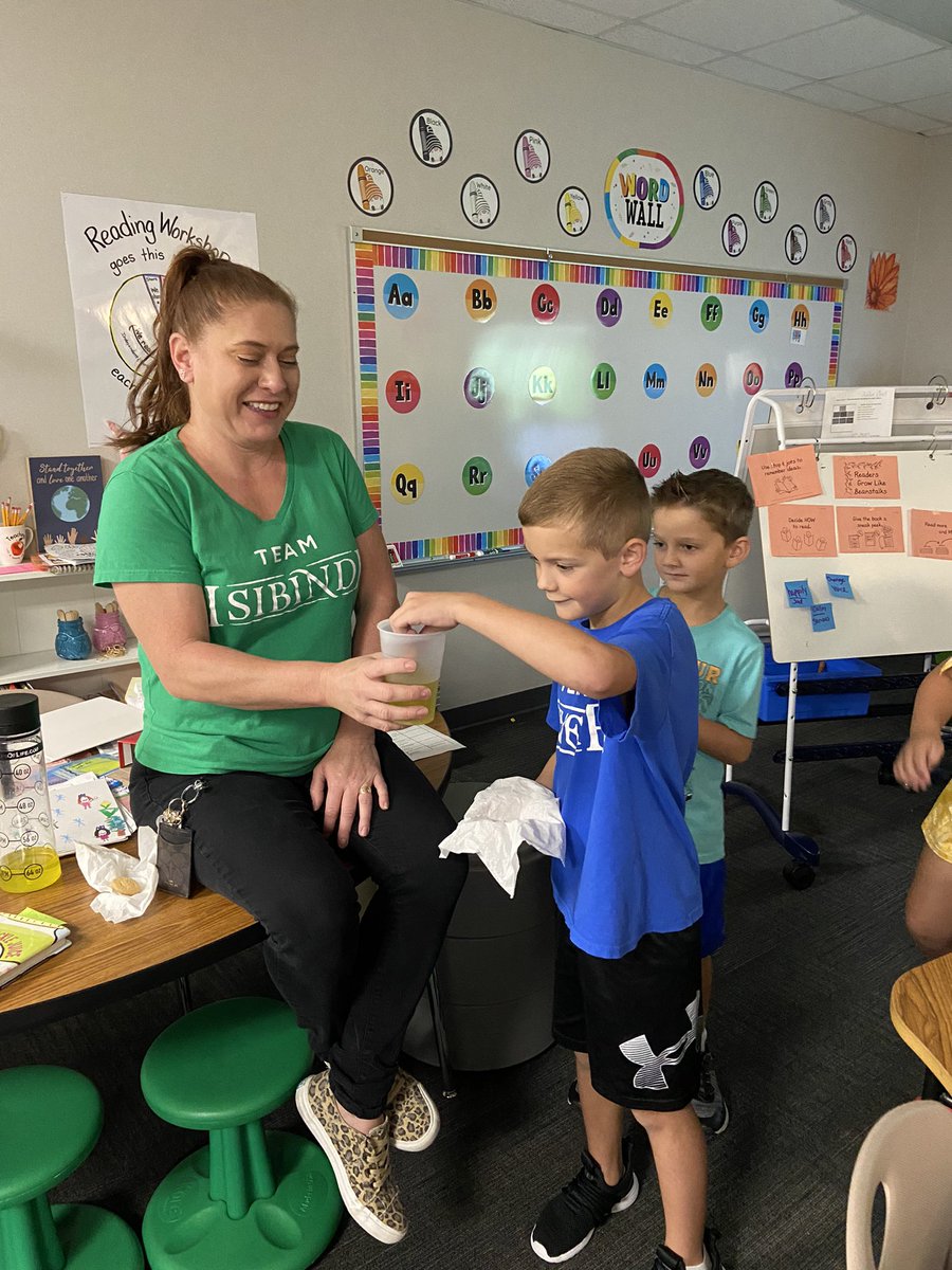 Mrs. Fox’s 2nd graders got to try pickle 🥒 juice on a cookie 🍪! What a fun Read Aloud 📚 <a href="/BeckyMarron/">Becky Marron</a> <a href="/WMEWildcats/">WME</a> <a href="/mrskbeesley/">Kayla Marie Beesley</a>