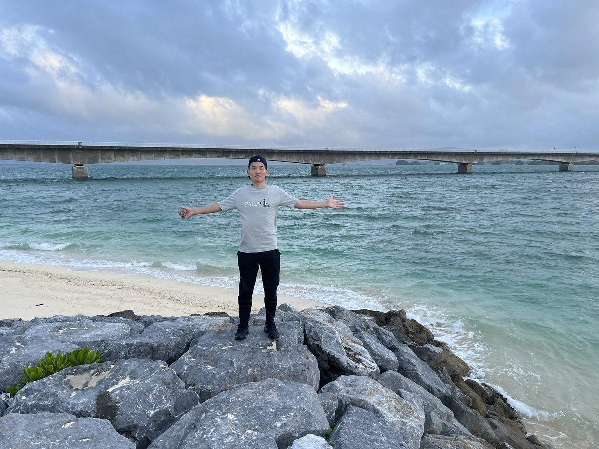 台風近づいてますが古宇利島散策してきました
晴れてる時に行ったらかなり最高な場所です🏝