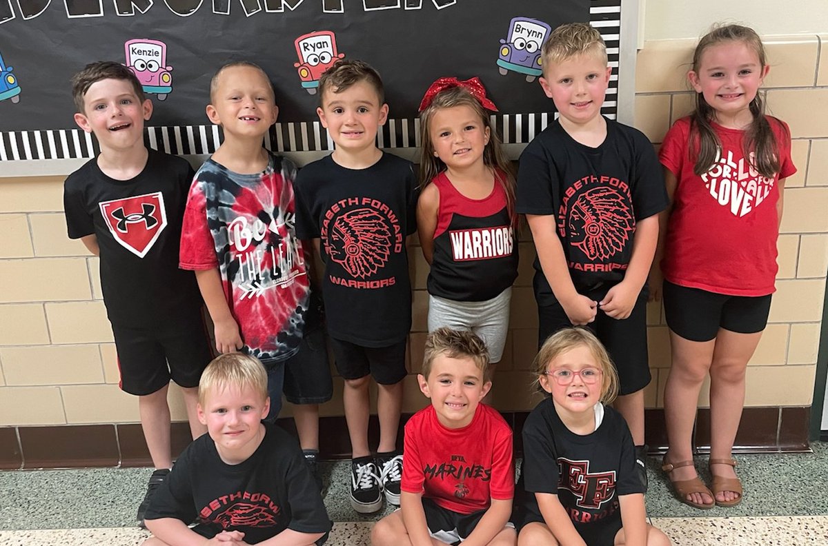 GOMV_EF's tweet photo. We have the cutest Warrior fans. #Sorrynotsorry https://t.co/hEtgN0uQfG