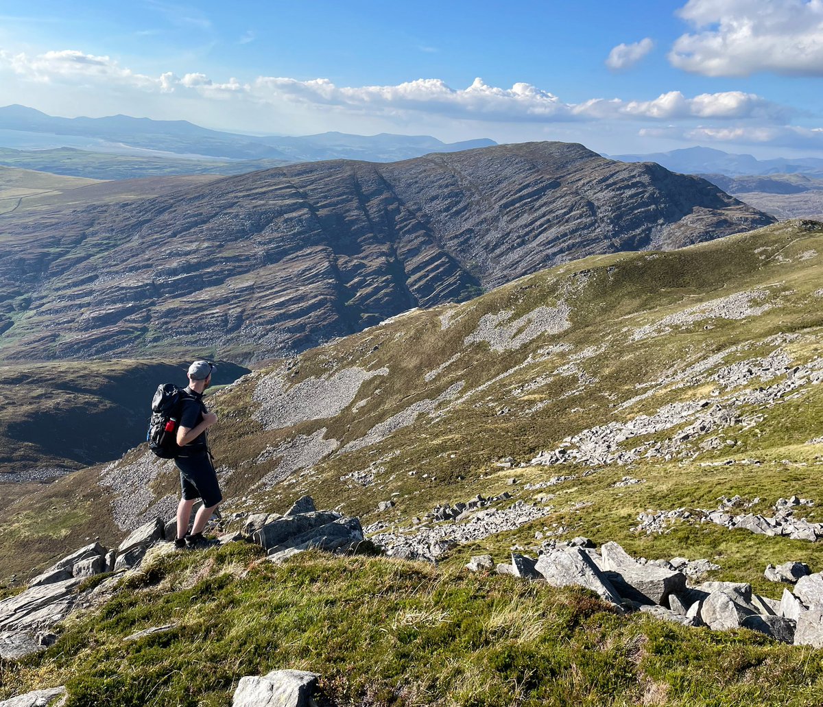 adrianconchie's tweet photo. Looking across to Rhinog Fawr from the summit of Rhinog Fach.. ππ΄σ §σ ’σ ·σ ¬σ ³σ Ώ
What an area of Wales this is! - Iβm craving to get back here already ππΌ
πΈ: @anna__bella_k
#mountains #wales #visitwales #snowdonia #rhinogs #hiking #adventure #hikingadventures #getoutside https://t.co/sWgQjT8qh0