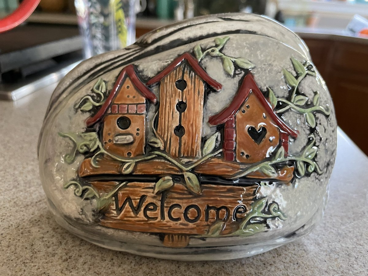 therealpcorrell's tweet photo. #MiniCorrellScience finished this one a couple of months ago. @correllscience and the ladies at the shop taught her how to antique. It ended up great! 😍 https://t.co/9VCmPVRqvA