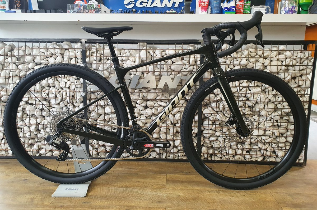 Giant York tweet media