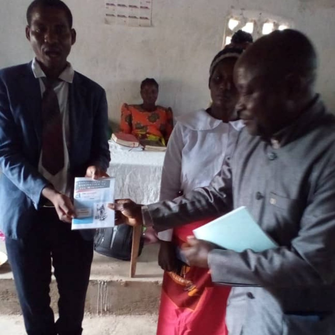 ActionOverseas's tweet photo. 🇲🇼 Another Malawi ordination

At the end of August, Pastor Smart Kambalame was ordained at Nsanje in the southern region of Malawi. https://t.co/aD16WZTo4E