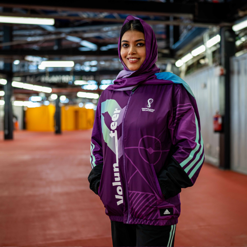 FIFAWorldCup's tweet photo. Looking sharp! 👕✨

Now the #FIFAWorldCup volunteers have their new official uniforms, they’re set to start training for the big kick-off! 🙌

@adidas | #FIFAVolunteer