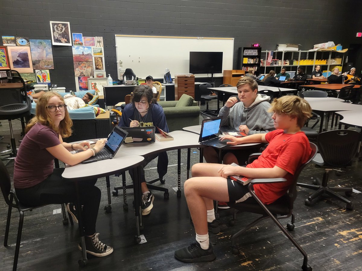 Emily Edwards tweet media