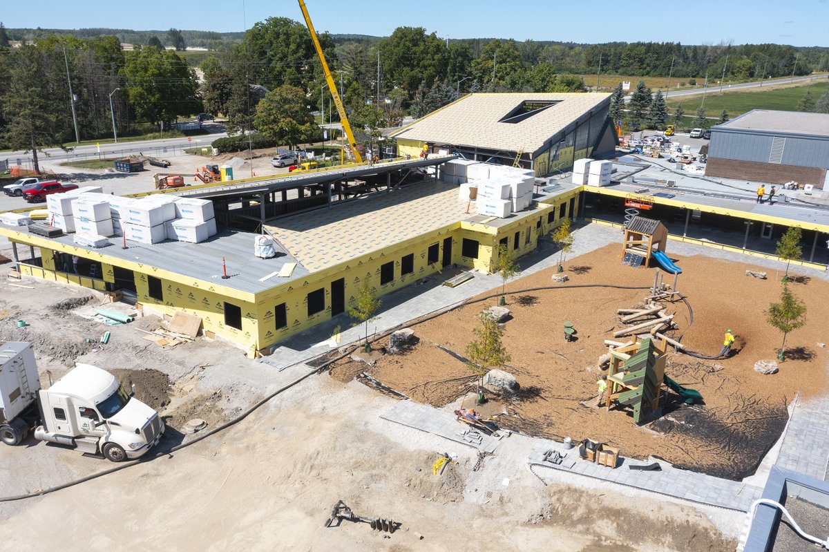 TheCDS1972's tweet photo. 🏫When you arrive back on campus next week, you'll notice some big changes with the Building Magic Junior School build. Here's a sneak peek!🟩🟦
#CDSturns50 #buildingmagic #educationwithbalance https://t.co/puW98Wh0L1