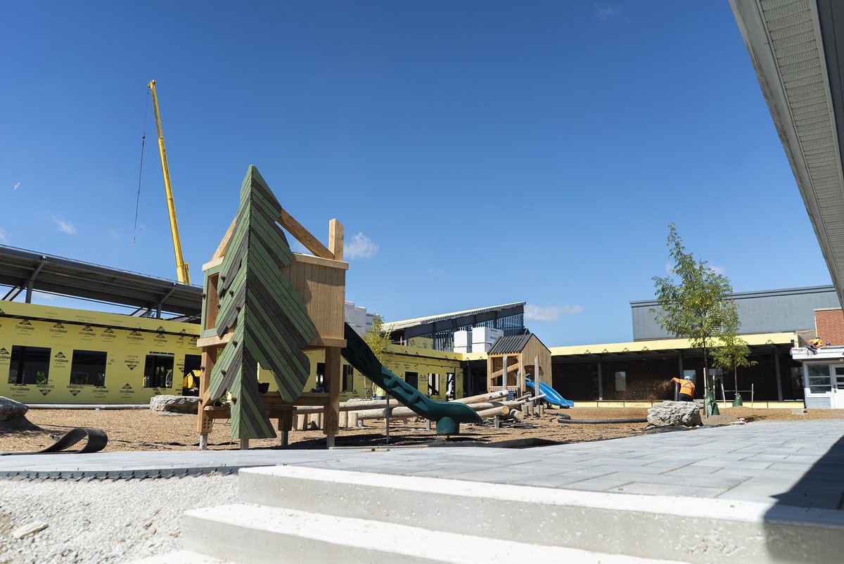 TheCDS1972's tweet photo. 🏫When you arrive back on campus next week, you'll notice some big changes with the Building Magic Junior School build. Here's a sneak peek!🟩🟦
#CDSturns50 #buildingmagic #educationwithbalance https://t.co/puW98Wh0L1