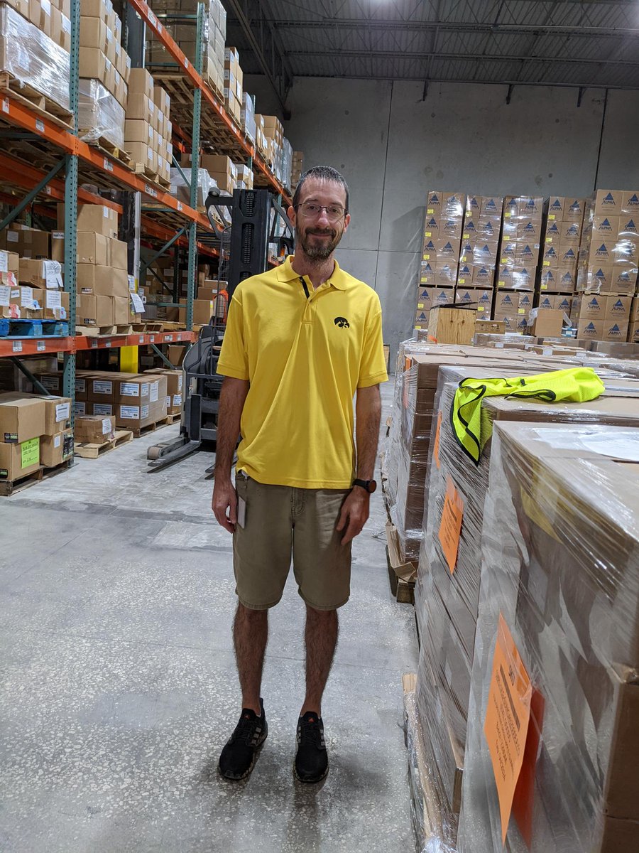 GlobalWidget's tweet image. It's #CollegeColorsDay at Global Widget as we kick off the college football season!