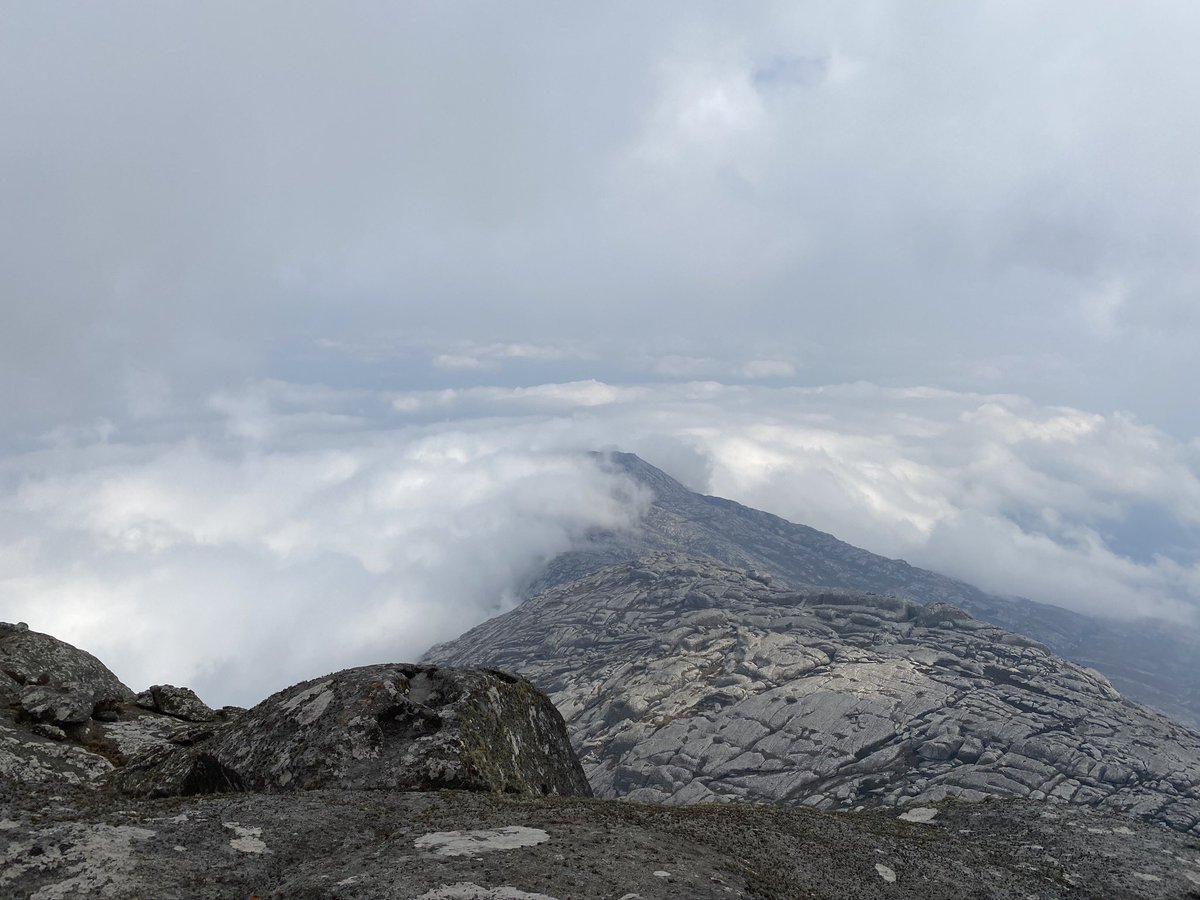 solingwa's tweet photo. The views as you trek to Sapitwa, https://t.co/MslXEW4jmP