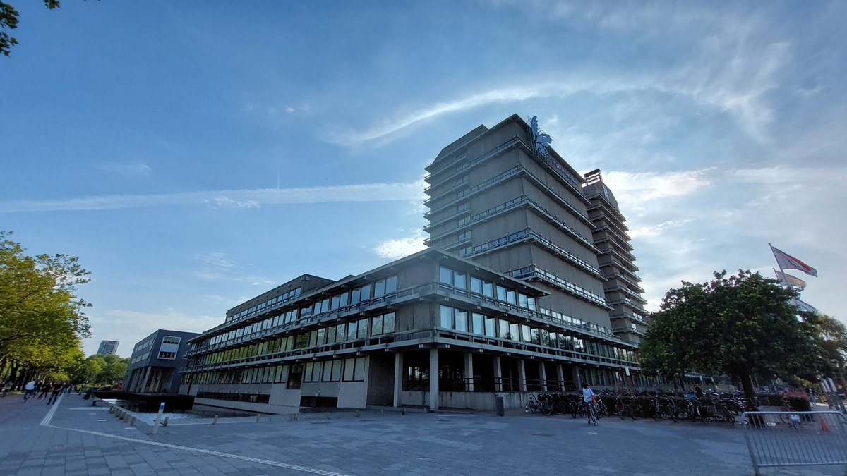 Today, together with @lidiabonifati, I had the pleasure to give a presentation on the use of Qualitative Comparative Analysis in comparative legal research at the International Conference on Empirical Legal Studies hosted by <a href="/VUamsterdam/">Vrije Universiteit Amsterdam (inactief)</a>. Such a great opportunity!