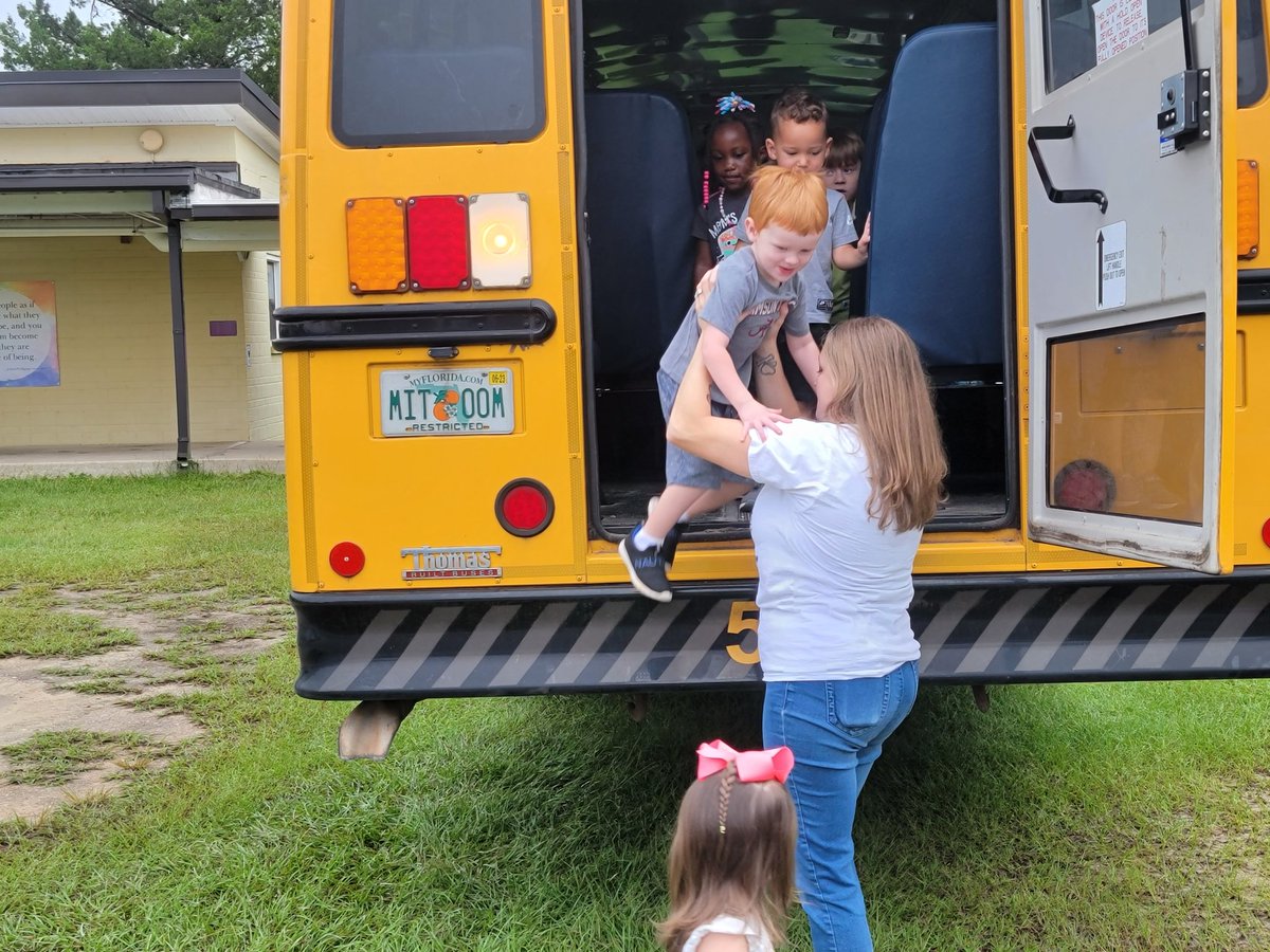 We caught up with some of our littlest friends at TR Jackson Pre-K Center today. They were learning about bus safety. They even learned how to evacuate the bus using the emergency exit. These bright young pre-k students were AWESOME! #headstart #srcds1stchoice #bestchoice