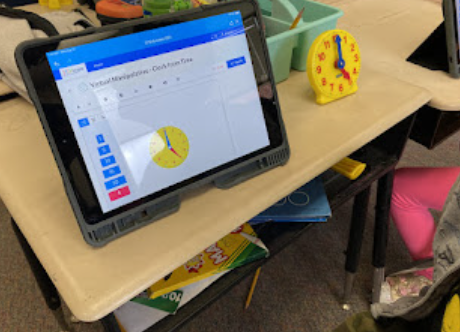 Central_ElemSc's tweet photo. Our first grade students in Ms. Lobo's class are learning how to tell time! @DuncanvilleISD https://t.co/sORaVEfuTA