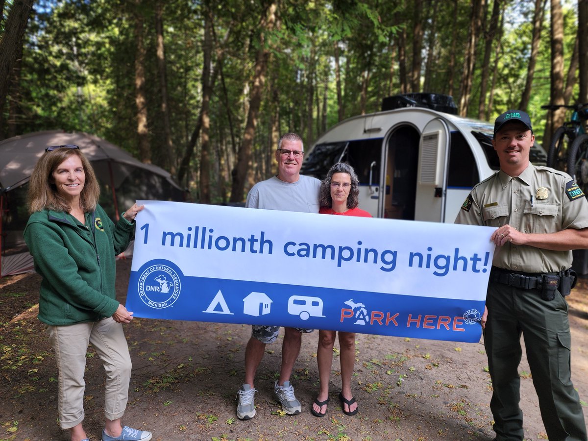 MichiganDNR's tweet photo. 1 millionth camper celebration time! One lucky park visitor got a surprise today as they happen to be the person who booked the 1 millionth camp night of 2022. 

Congratulations to Dennis and Stephenie M. of Plainwell, and happy camping to all headed out this weekend. 🥳🏕️ https://t.co/2fE7UmfICo