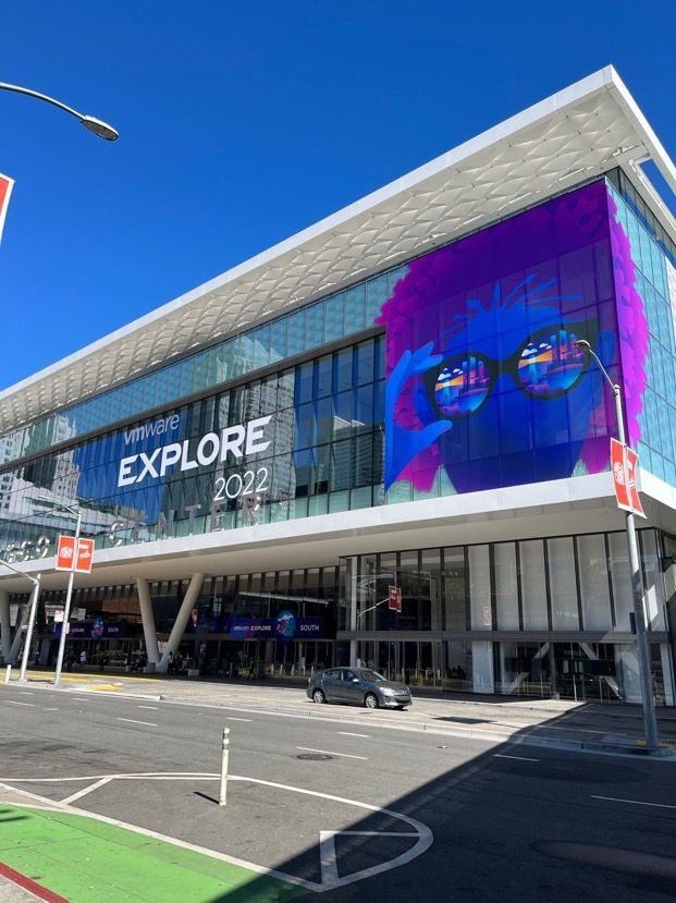 RafaelVmw's tweet photo. Incredible week in San Francisco for the @VMwareExplore 2022, the Center of the Multi-Cloud Universe. 
Thank you all @VMware_Partners, distributors, alliances and colleagues representing Brazil ! 
See you @VMwareExplore Brazil in Oct 19-20th:
https://t.co/TBgRIeARSr https://t.co/lABoJ589ng