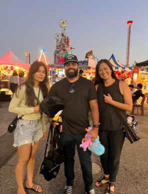 SwimRecruiting's tweet photo. Here at SWIM, we work hard... but play even harder🎡🎢 Our wonderful bosses treated us to a fun packed evening at the PNE with tickets to see Shaggy and TLC🎶 A few of our swimmers did not go home alone...🧸🧸
#SWIM #SwimRecruiting #swimevents #swimfamily #PNE #playland https://t.co/G0Brz1lCYd