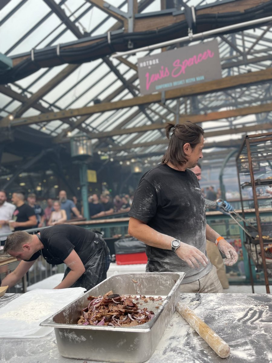 DanishCrownUK's tweet photo. Next we tried the Gunpowder Brisket Keema Naan from another of our customers @HotBoxLDN… delicious! 😋 @MeatopiaUK @TobaccoDockLon #meatopia #tobaccodock #meatsupplier https://t.co/W6IiKhGT71