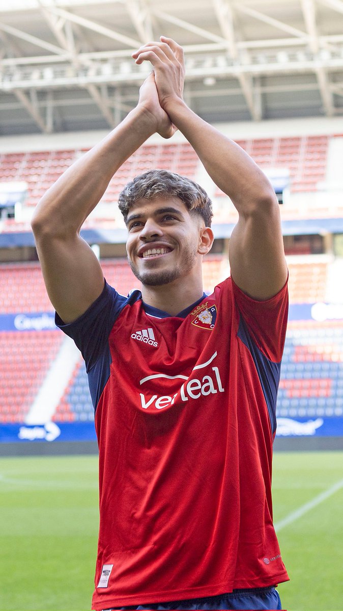 Osasuna's tweet photo. 😄 𝐀𝐁𝐃𝐄 https://t.co/4VYKVs2hn6