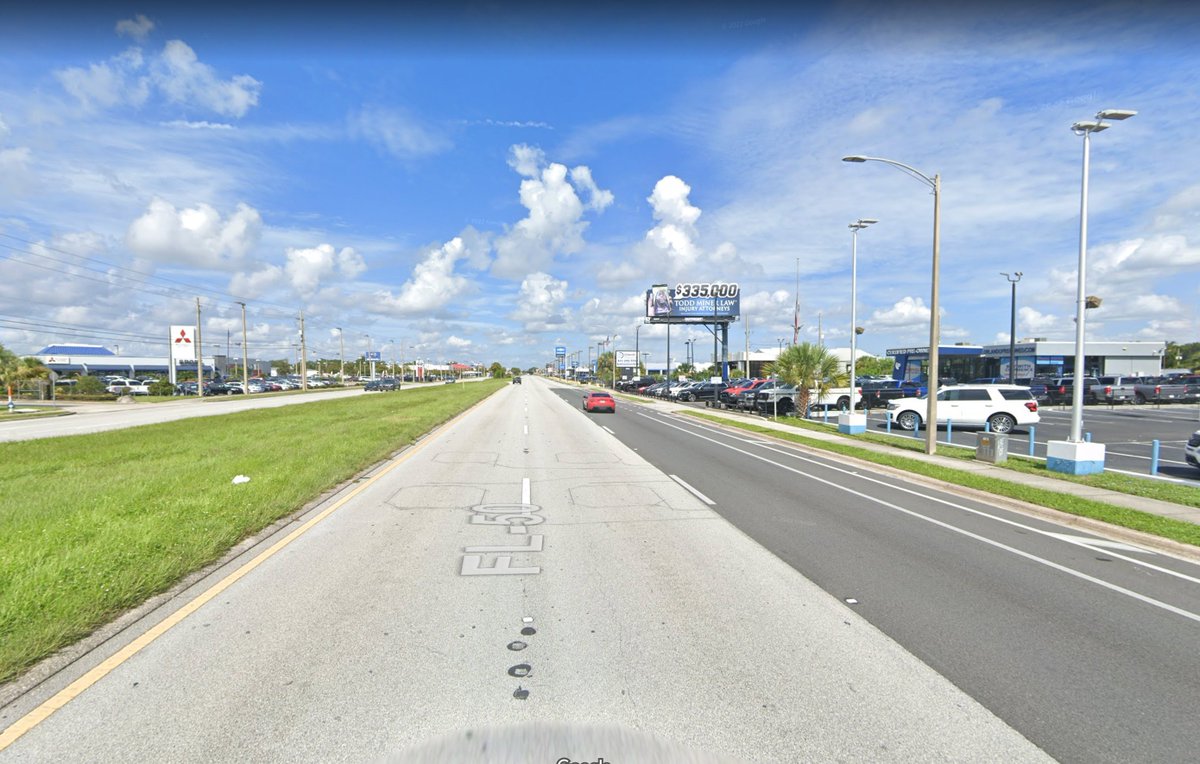 the_transit_guy's tweet photo. The streets I want vs. the streets American policymakers want. We are not the same. https://t.co/73XBVa9q2h