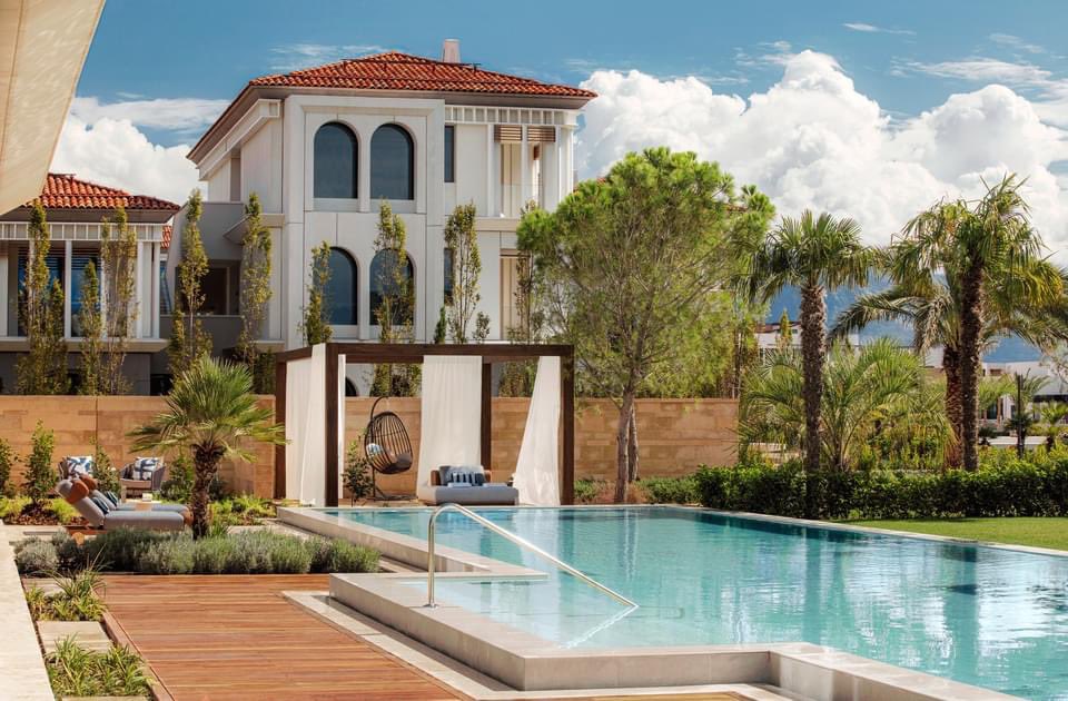 EyeOfRiyadh's tweet photo. Indulge in a perfect European retreat in the Adriatic. Experience pure joy every moment of your stay in Montenegro with wonderfully private villas setting the scene for your perfect escape. #AdriaticHaven #OOMoments #Montenegro
To Book👇
🌐 https://t.co/wksekb336X https://t.co/pIdExSA6rz