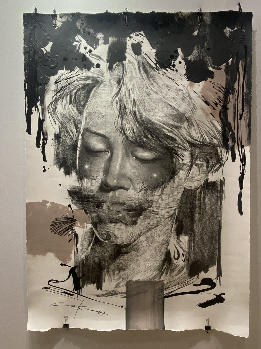 jiminwkitty's tweet photo. i saw jimin at the Carrousel Louvre 🥺 https://t.co/TqwRkJuYp1