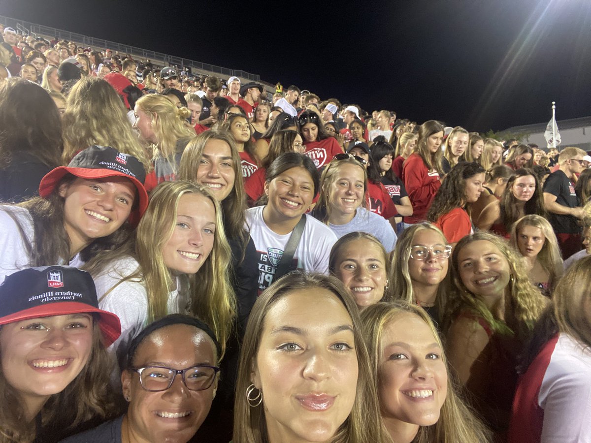 sam_mallinder's tweet photo. had a lot of fun supporting niu football during their win against eastern illinois!! @husk_experience https://t.co/DXki4vyJKW