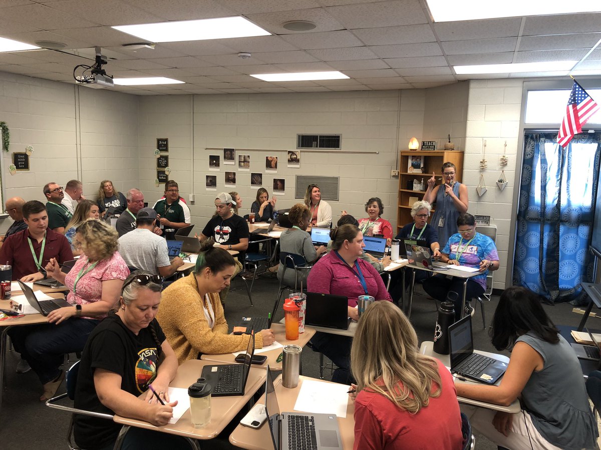 EmpowerC3's tweet photo. CTAE teachers from across the district worked together today to discuss curriculum and build units collaboratively! #SuccessatJCSS https://t.co/clxqTgm31T