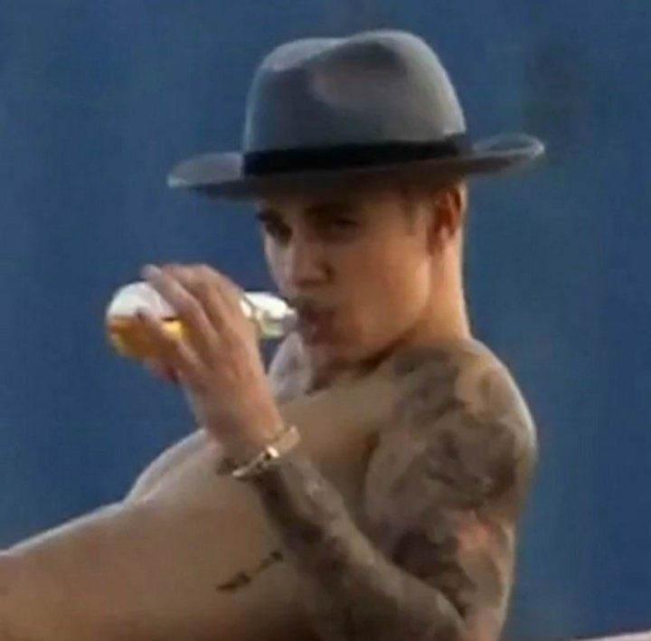 low quality bieber (@lwqbieber) on Twitter photo 