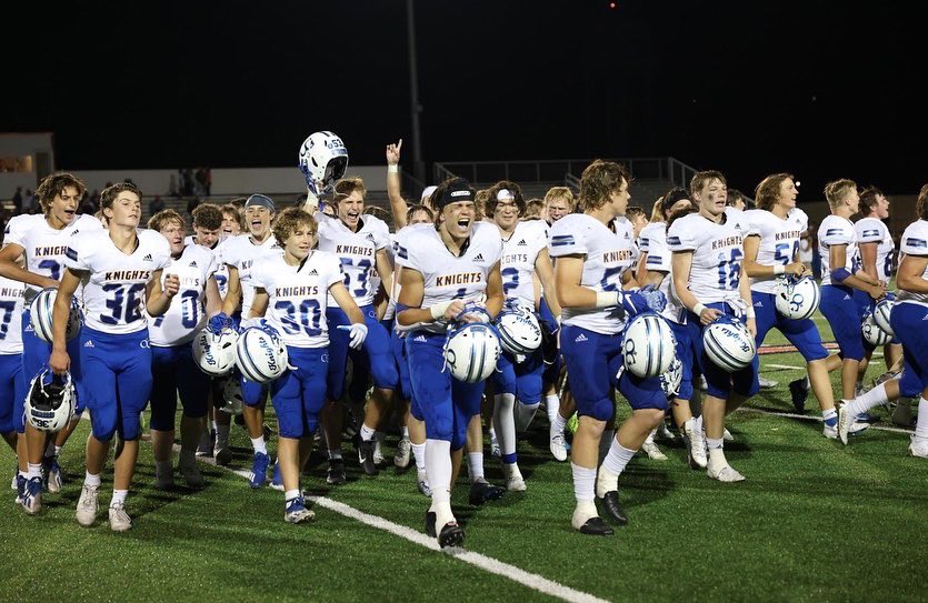DAKOTA BOWL TIME 🏈

7:00: KICKOFF 
LOCATION: OG 
THEME: SEA OF BLUE/CLASS SHIRTS 💙🥶🔵

PACK THE MAC!
BE THERE &amp; BE LOUD!!!
#LOG
