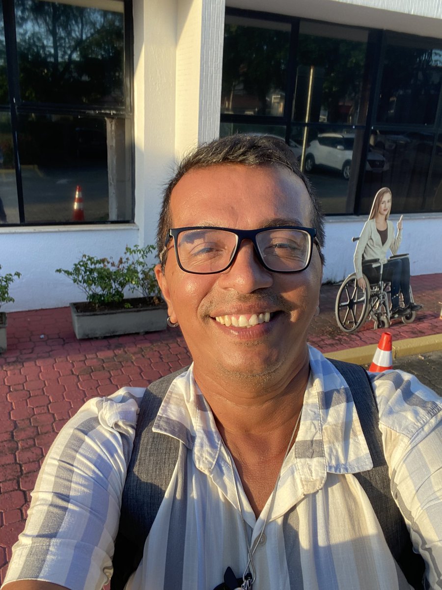 antoniojosest's tweet photo. Boa noite. Uma ótima sexta feira. https://t.co/G0EXCqLkNF