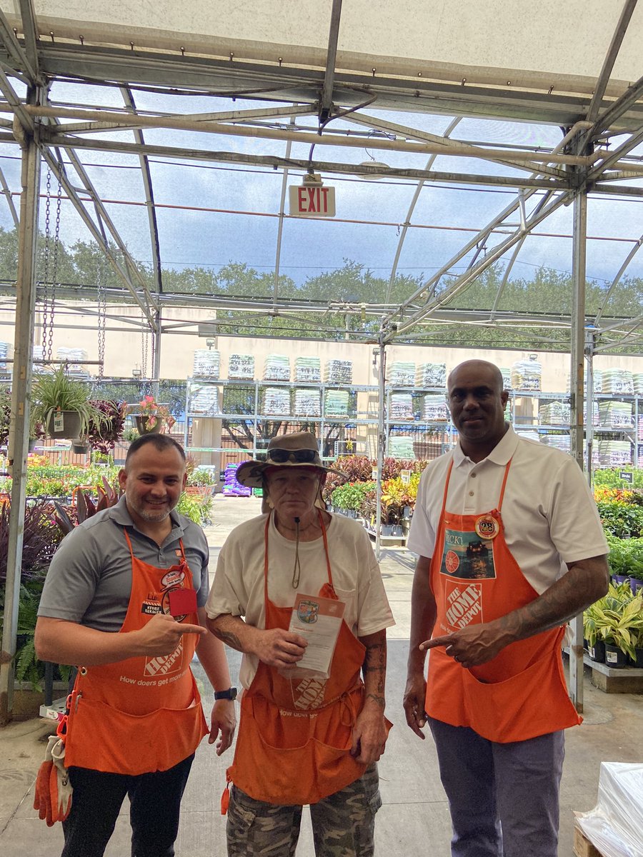 DM Wardally, Ricky J recognize Malcom lot associate for all his hard work and dedication.